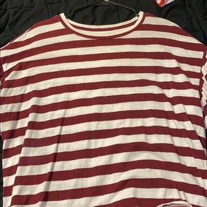 Cute ruffled T shirt